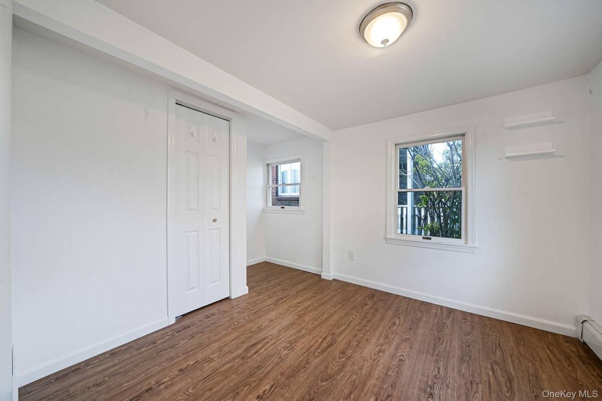 #6 photo, 56 Lake Shore Drive, サフォーク郡 Patchogue , NY 11772