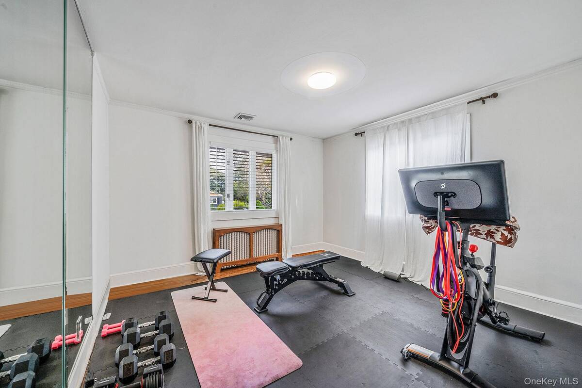 #28 photo, 56-60 Lake Shore Drive, サフォーク郡 Patchogue , NY 11772