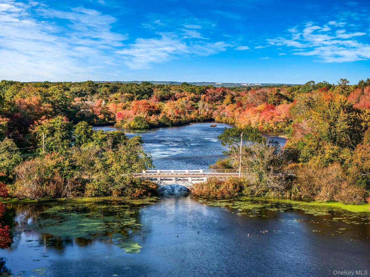 #47 photo, 56-60 Lake Shore Drive, サフォーク郡 Patchogue , NY 11772