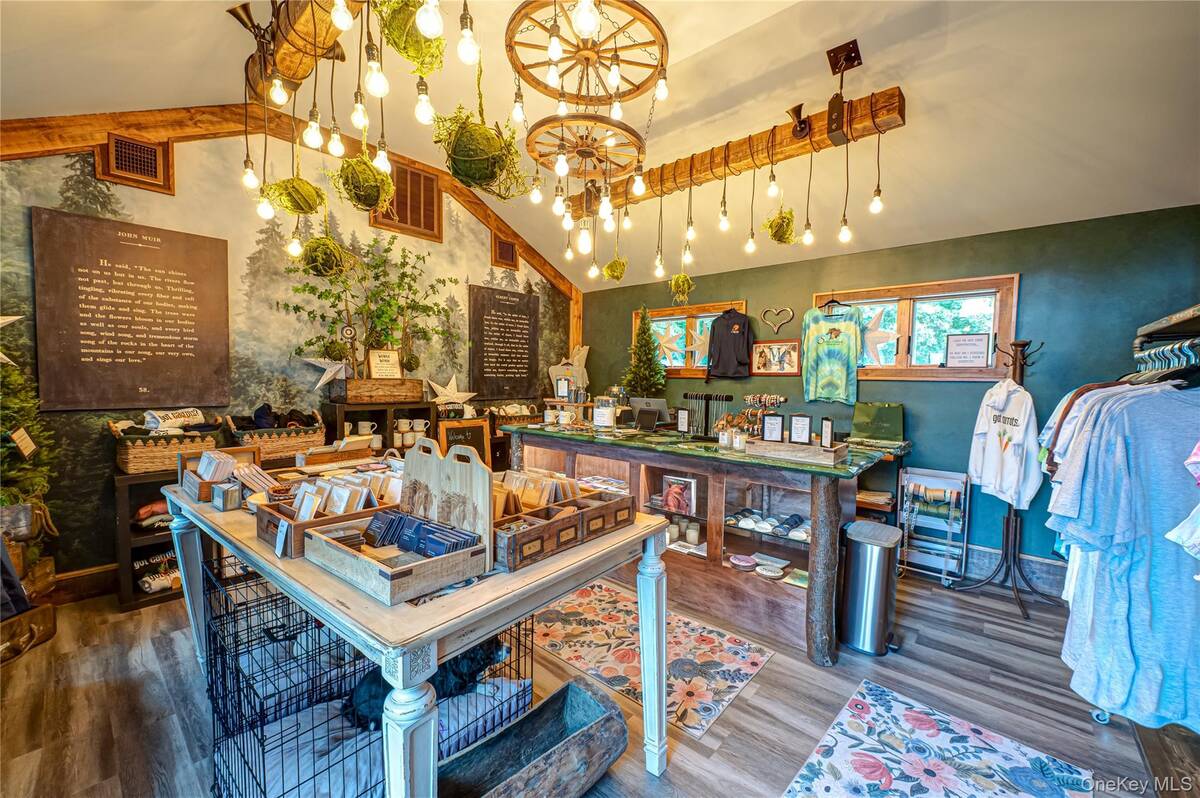 #13 photo, 2746 Sound Avenue, サフォーク郡 Riverhead , NY 11901