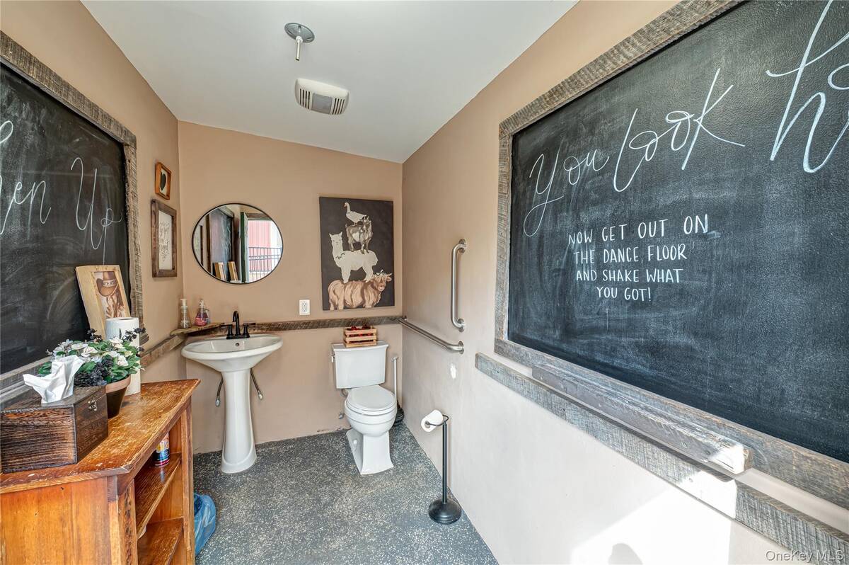 #15 photo, 2746 Sound Avenue, サフォーク郡 Riverhead , NY 11901