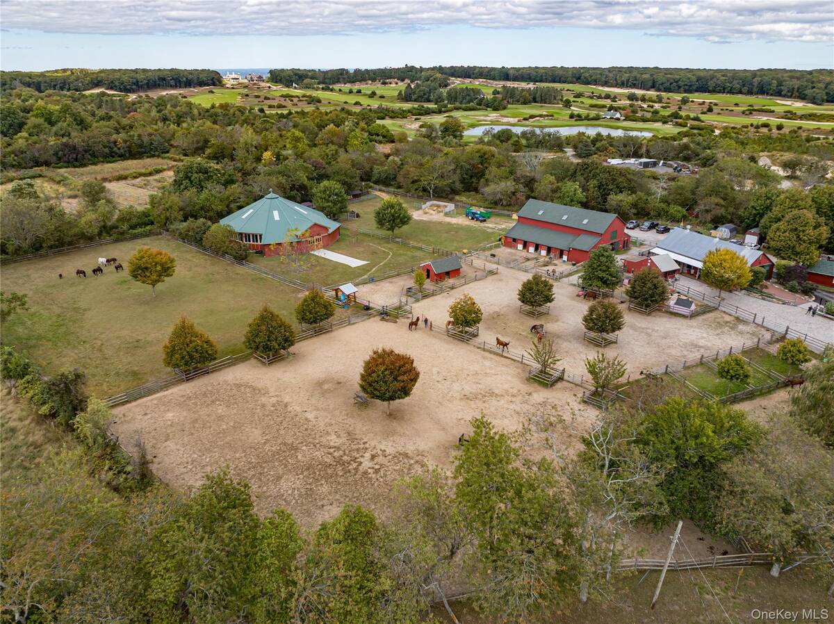 #2 photo, 2746 Sound Avenue, サフォーク郡 Riverhead , NY 11901