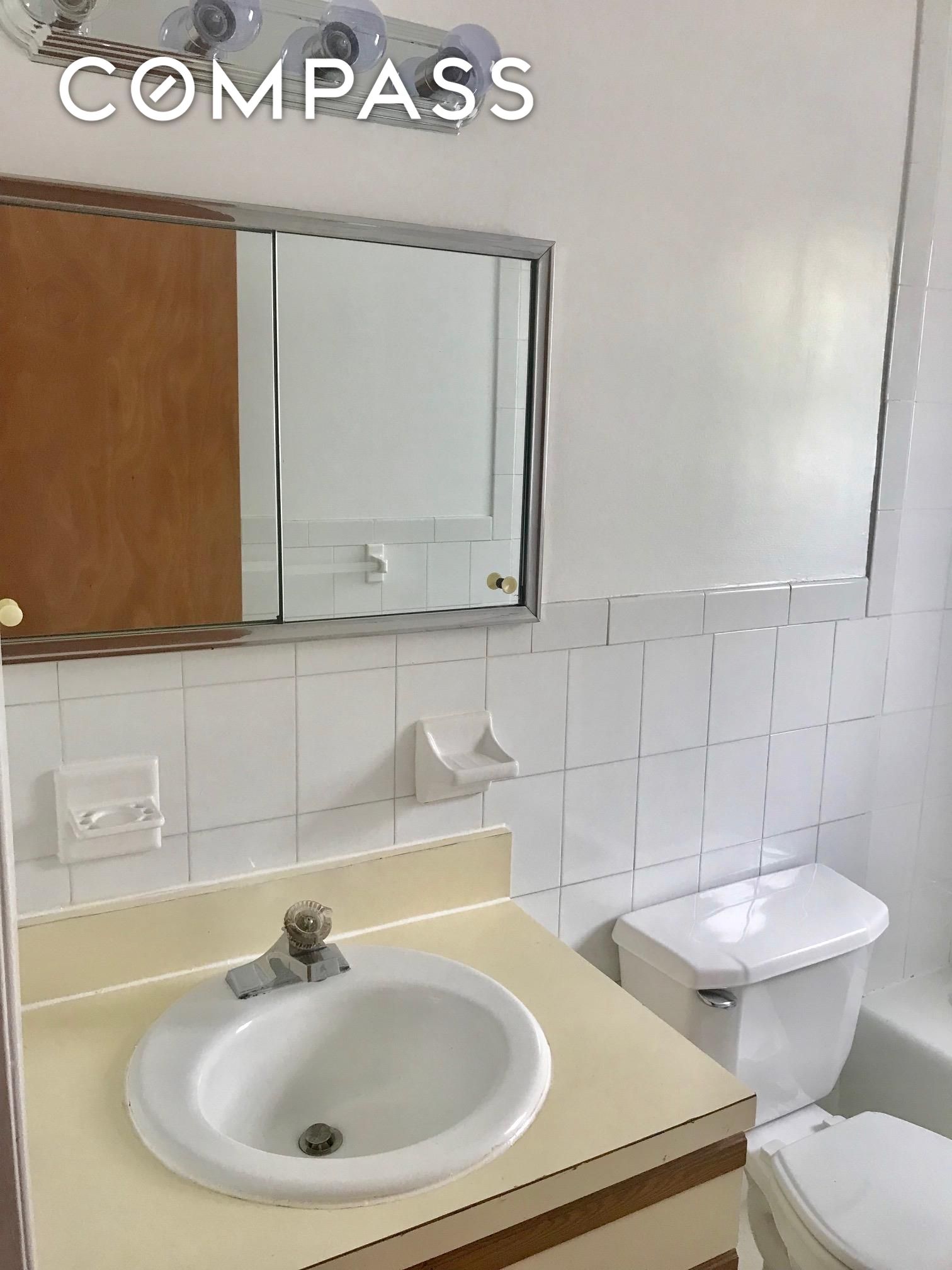 #6 photo, Woodside, Woodside , NY 11377