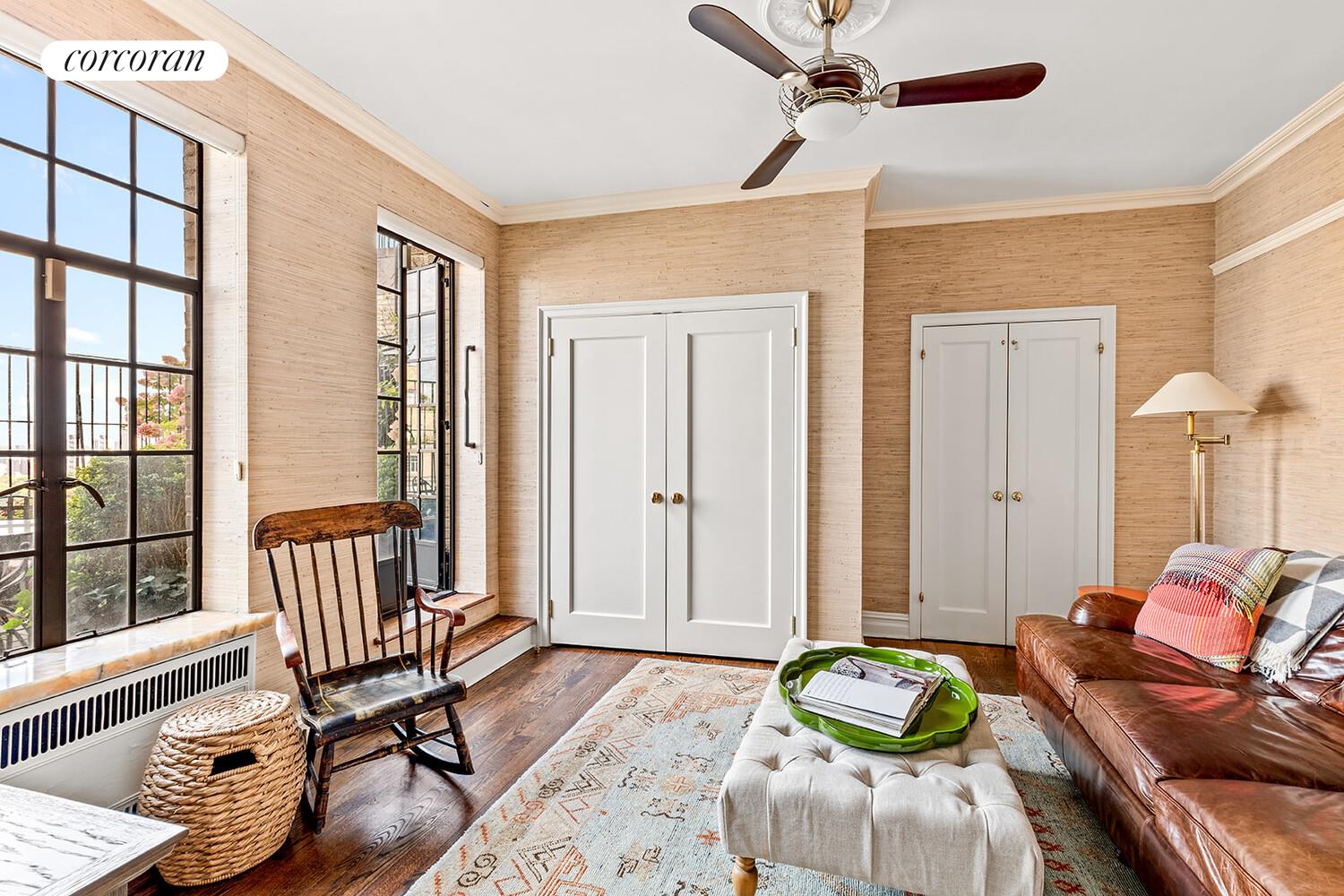 #12 photo, 300 CENTRAL Park W, マンハッタン Upper West Side , NY 10024