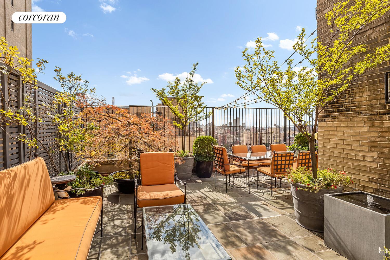 #18 photo, 300 CENTRAL Park W, マンハッタン Upper West Side , NY 10024