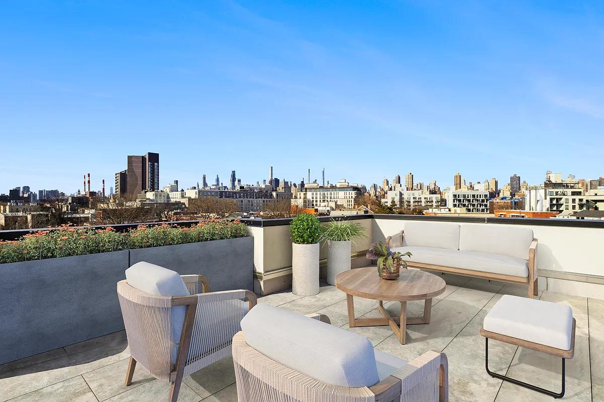 #10 photo, 12-16 30th Avenue, クイーンズ区 Astoria , NY 11102