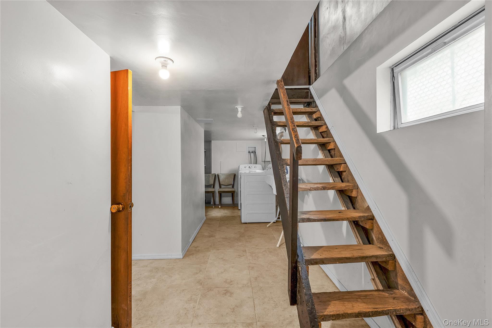 #11 photo, 266 Biltmore Avenue, ナッソー郡 Elmont , NY 11003