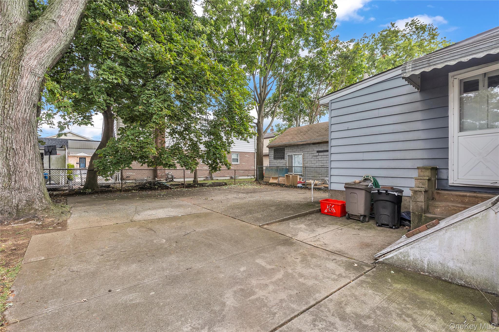 #16 photo, 266 Biltmore Avenue, ナッソー郡 Elmont , NY 11003