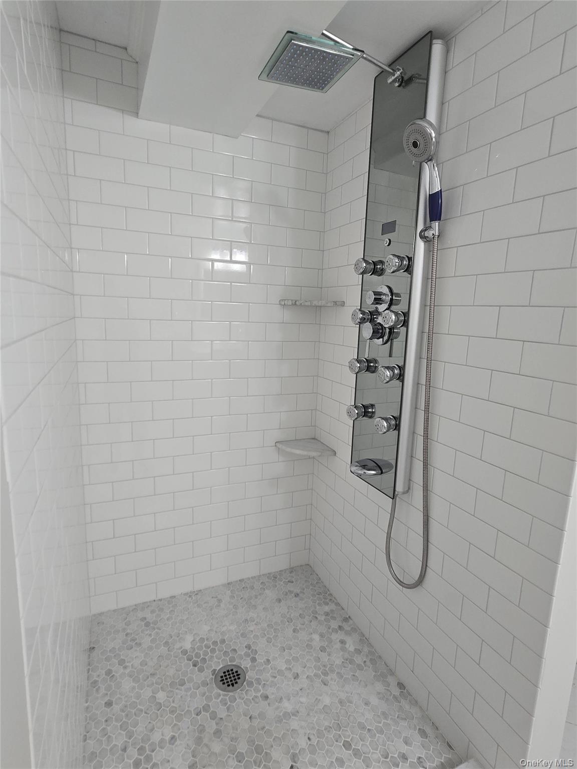 #20 photo, 49 Colburn Drive, Poughkeepsie , NY 12603