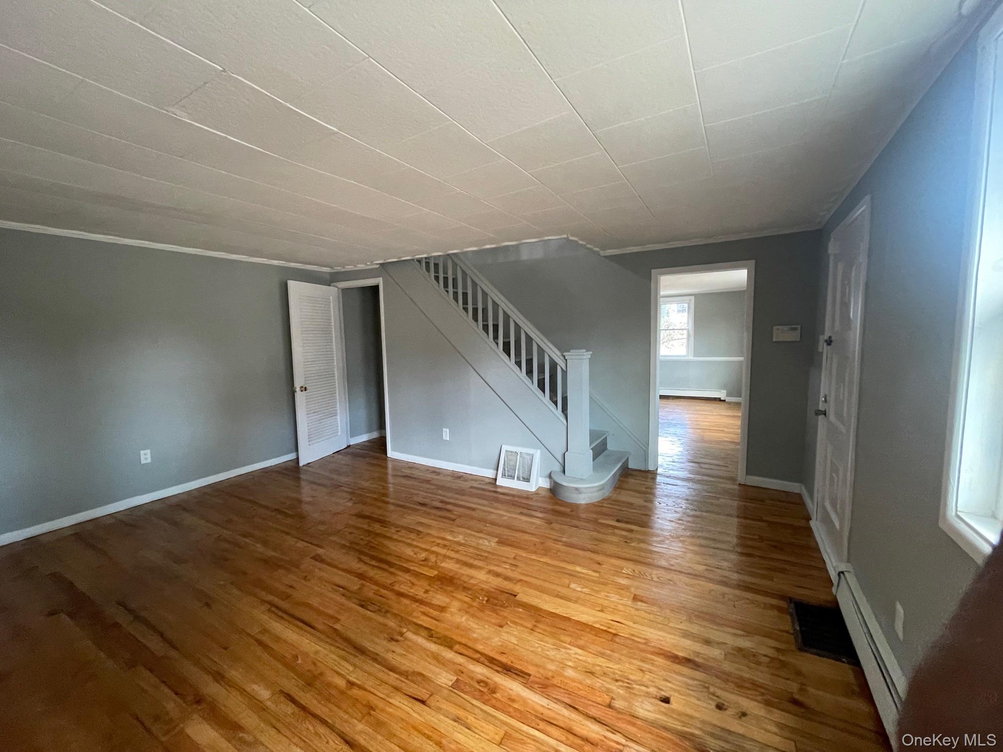 #12 photo, 3 Delaware Street, Port Jervis , NY 12771