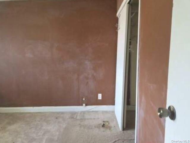 #8 photo, 71 ADAMS Road, サフォーク郡 Central Islip , NY 11722