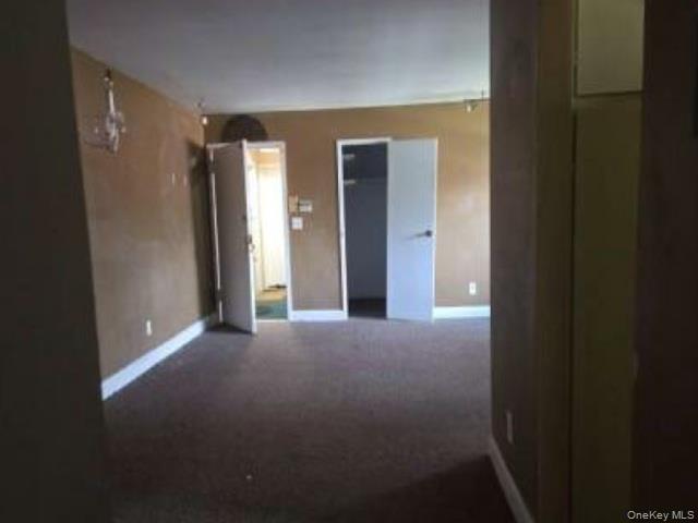 #9 photo, 71 ADAMS Road, サフォーク郡 Central Islip , NY 11722