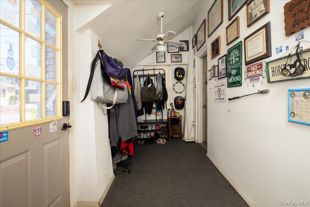 #18 photo, 86-A & B Gotham Avenue, ナッソー郡 Elmont , NY 11003