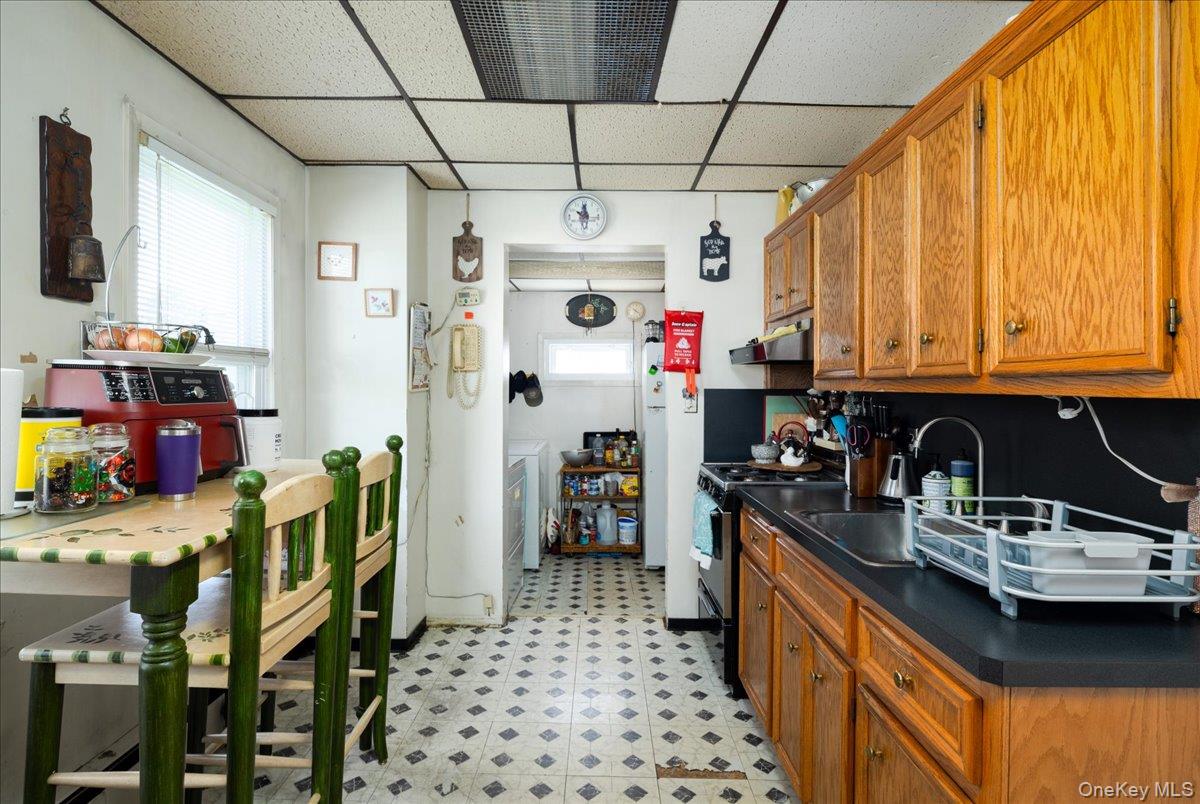 #3 photo, 86-A & B Gotham Avenue, ナッソー郡 Elmont , NY 11003