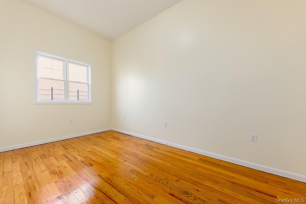 #3 photo, 954 E 104 Street, Brooklyn , NY 11236