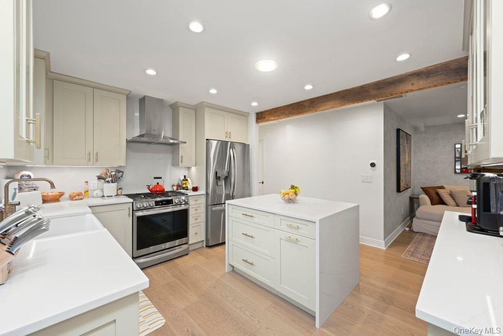 #10 photo, 93 Beacon Avenue, Staten Island , NY 10306