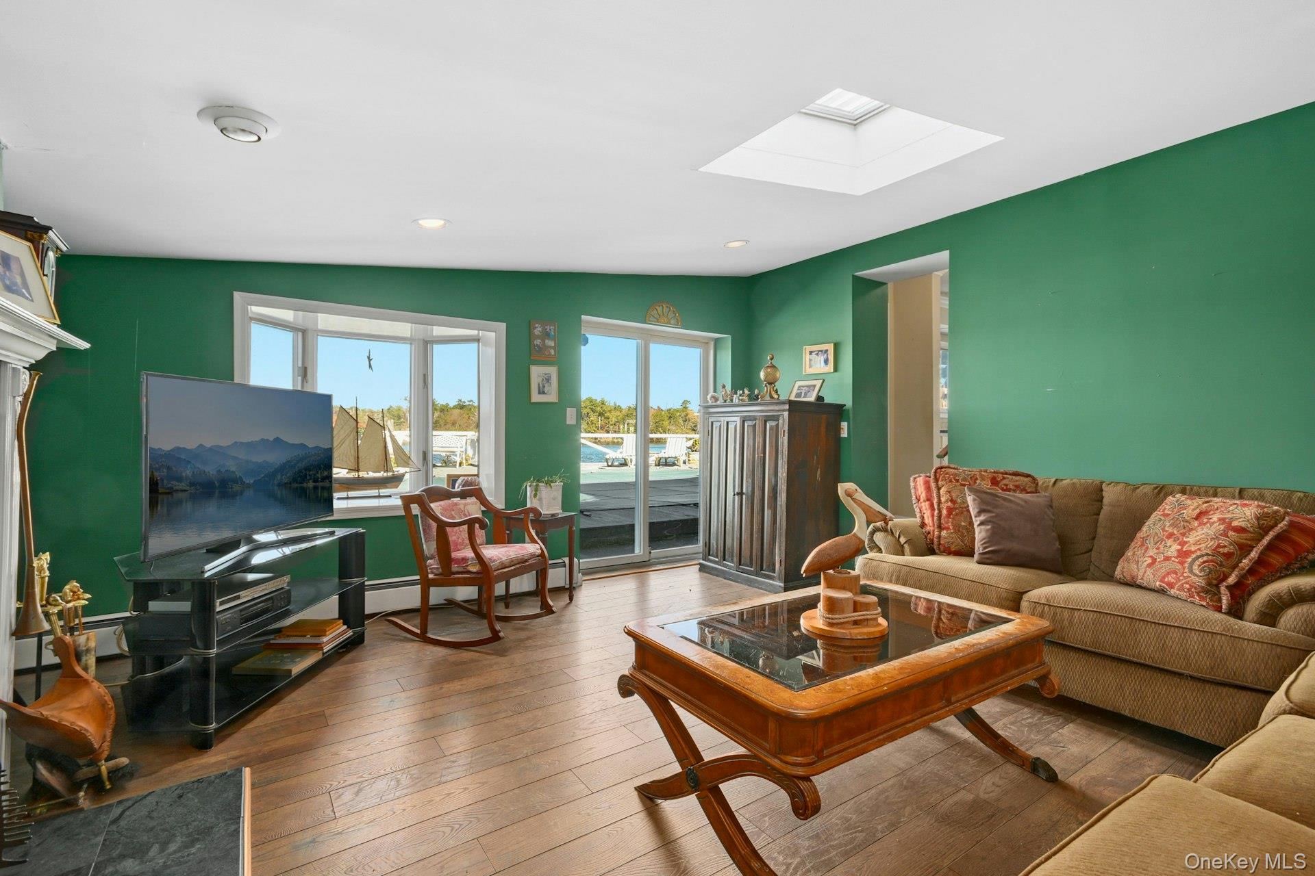 #14 photo, 136 Connetquot Drive, サフォーク郡 Oakdale , NY 11769