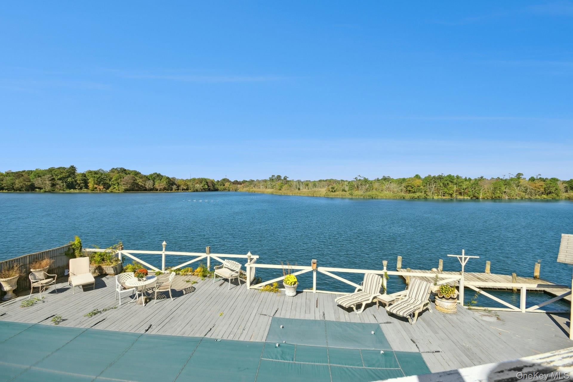 #20 photo, 136 Connetquot Drive, サフォーク郡 Oakdale , NY 11769