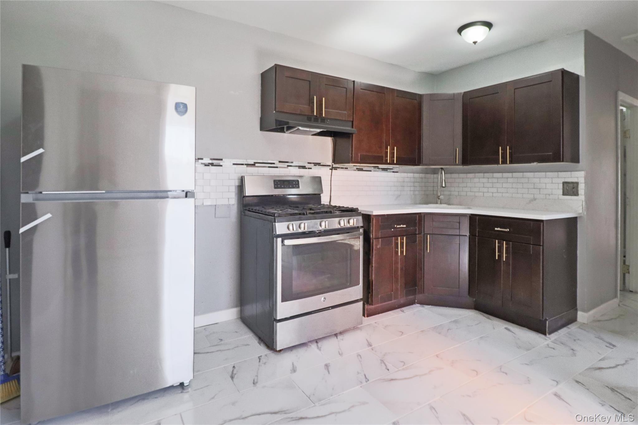 #12 photo, 551 Beach 43rd Street, Edgemere , NY 11691