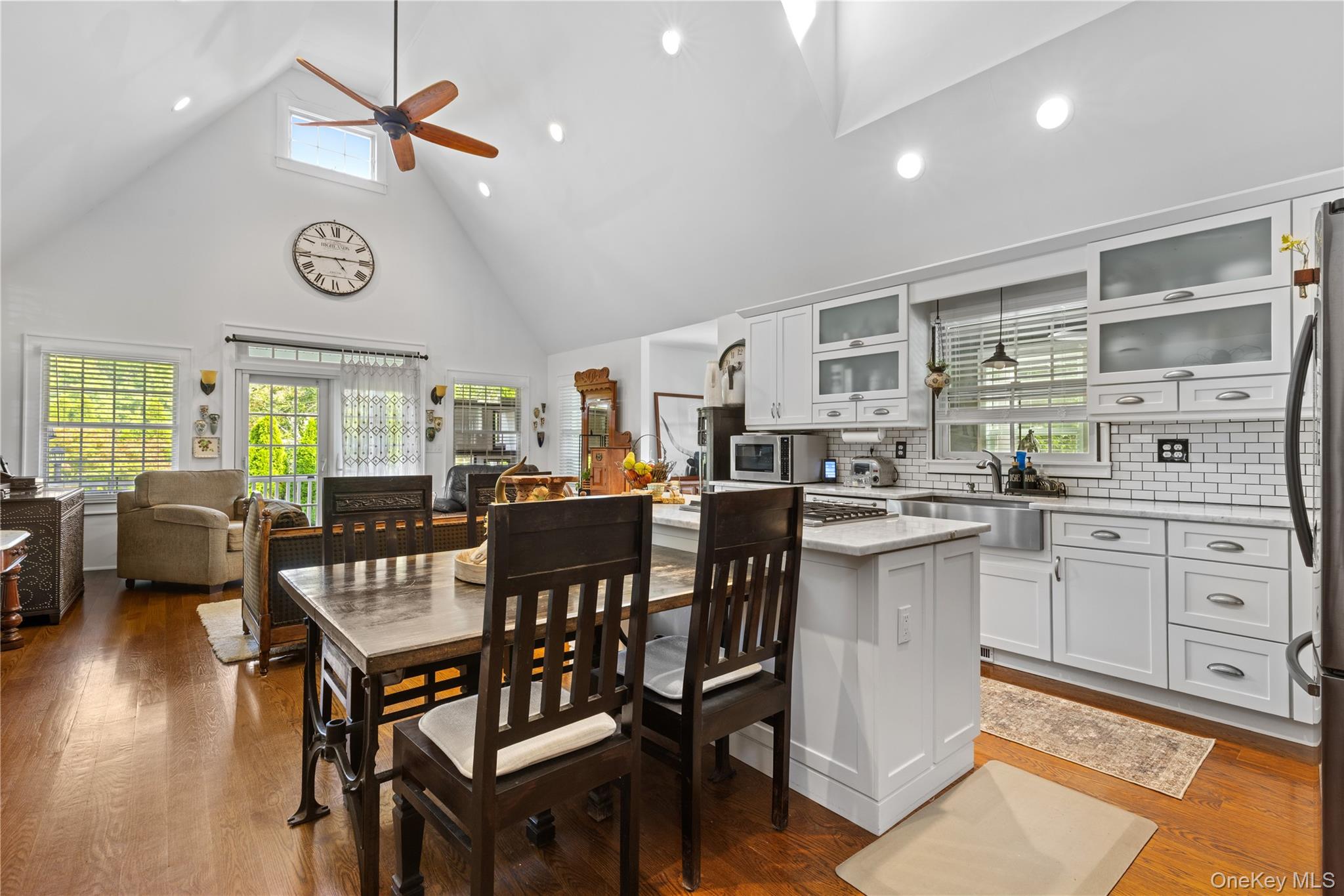 #13 photo, 183 Park Road, サフォーク郡 Riverhead , NY 11901