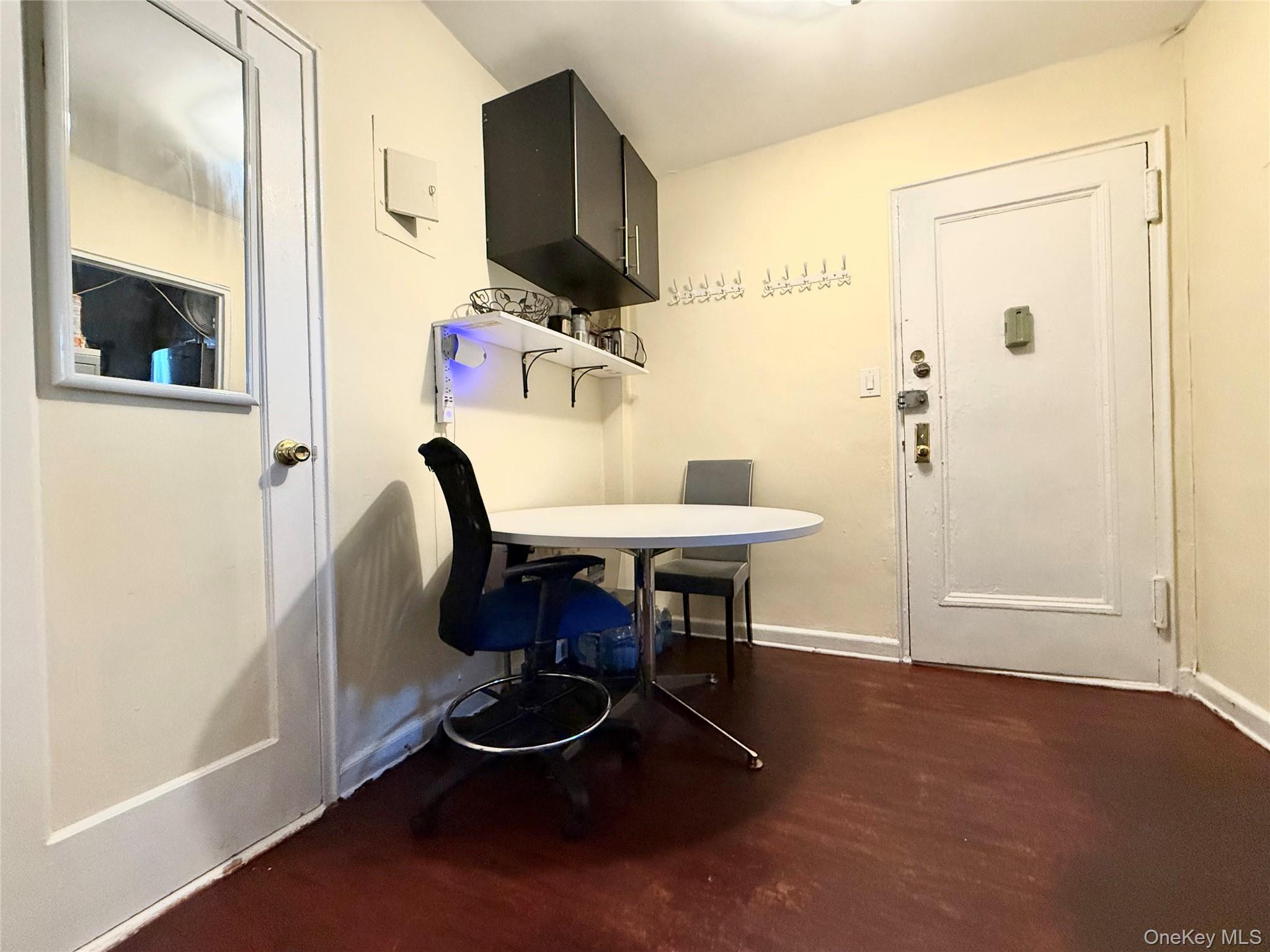 #12 photo, 112-25 34 Avenue, クイーンズ区 Corona , NY 11368