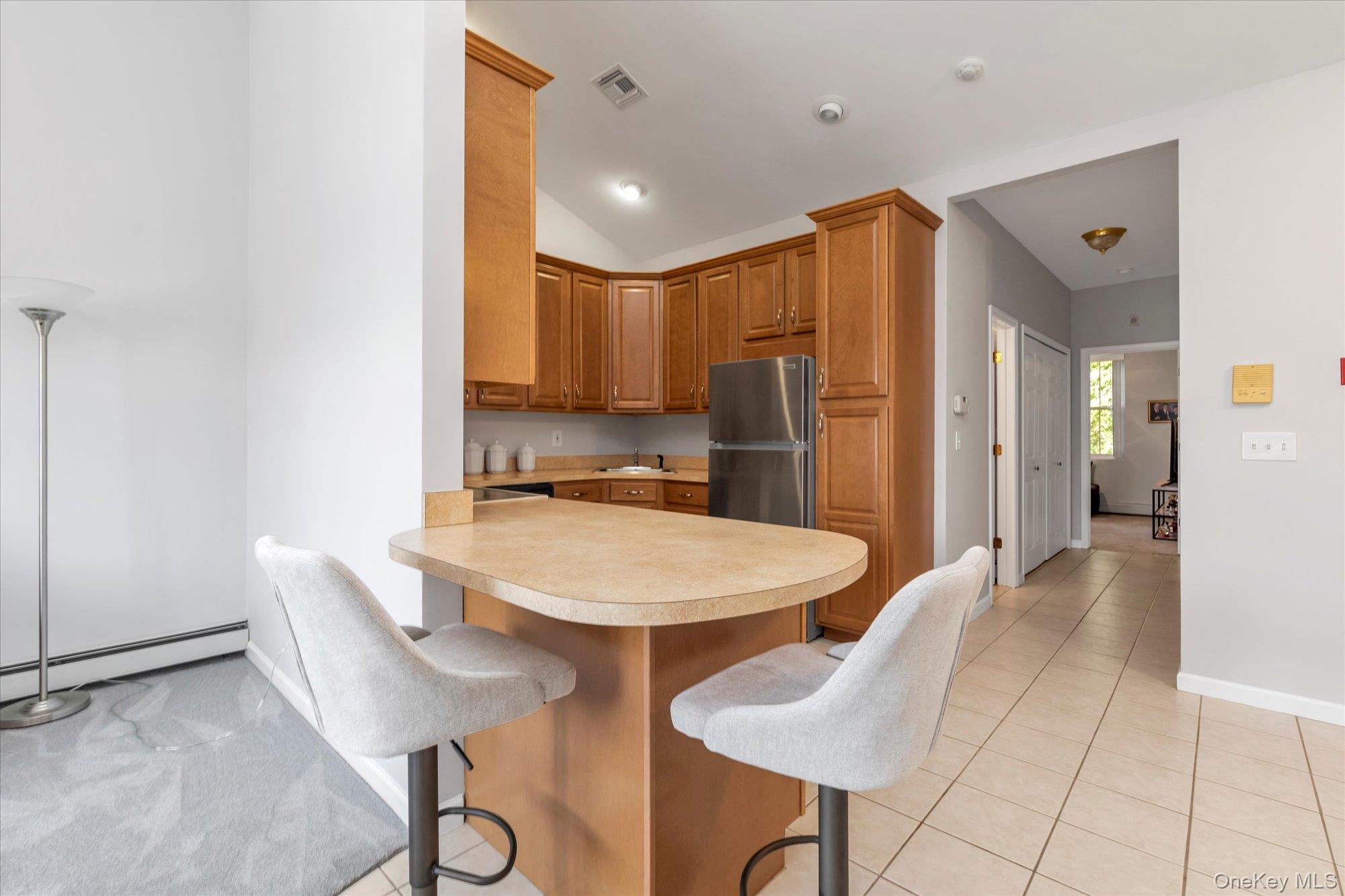 #10 photo, 6 Sarah Court, サフォーク郡 Amityville , NY 11701