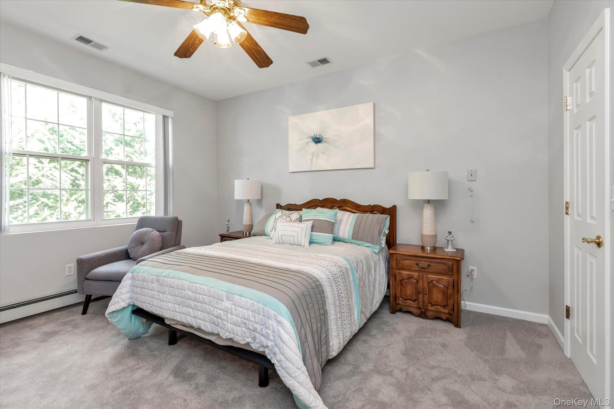 #13 photo, 6 Sarah Court, サフォーク郡 Amityville , NY 11701