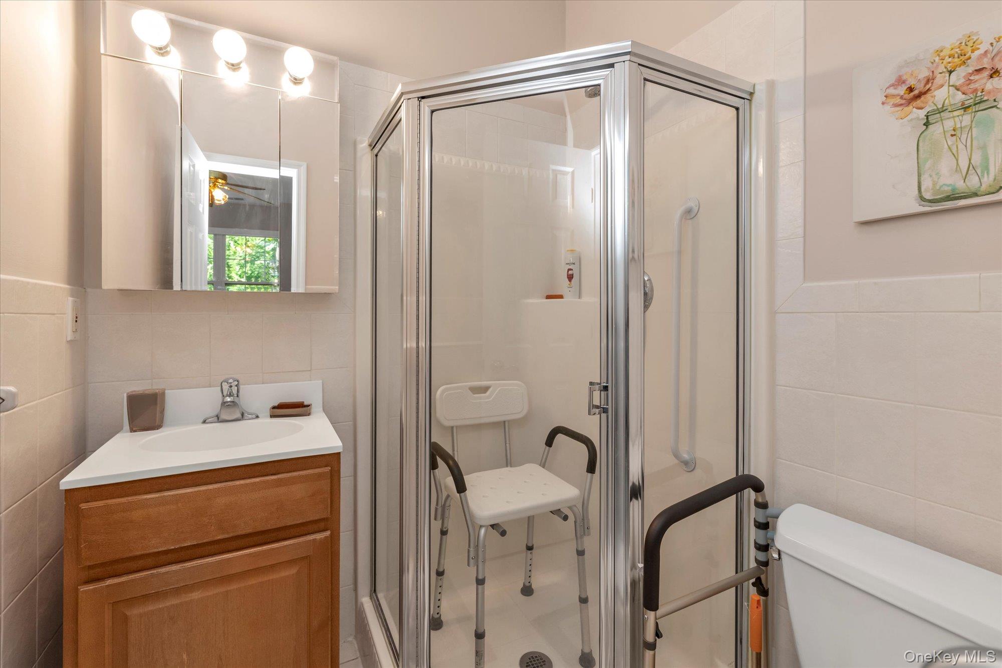 #14 photo, 6 Sarah Court, サフォーク郡 Amityville , NY 11701