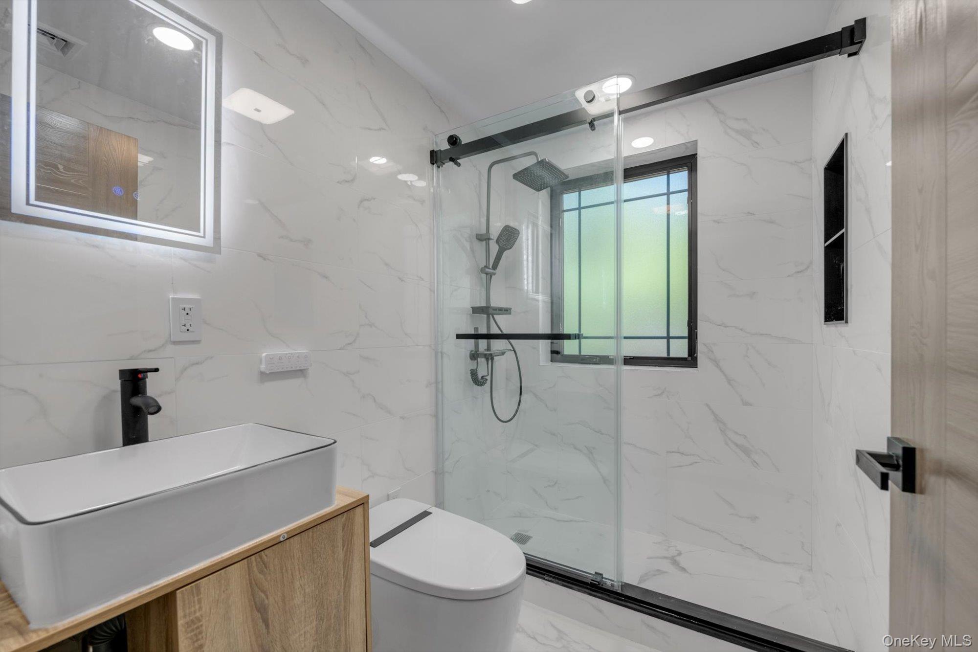 #14 photo, 16515 Cross Island Parkway, クイーンズ区 Whitestone , NY 11357