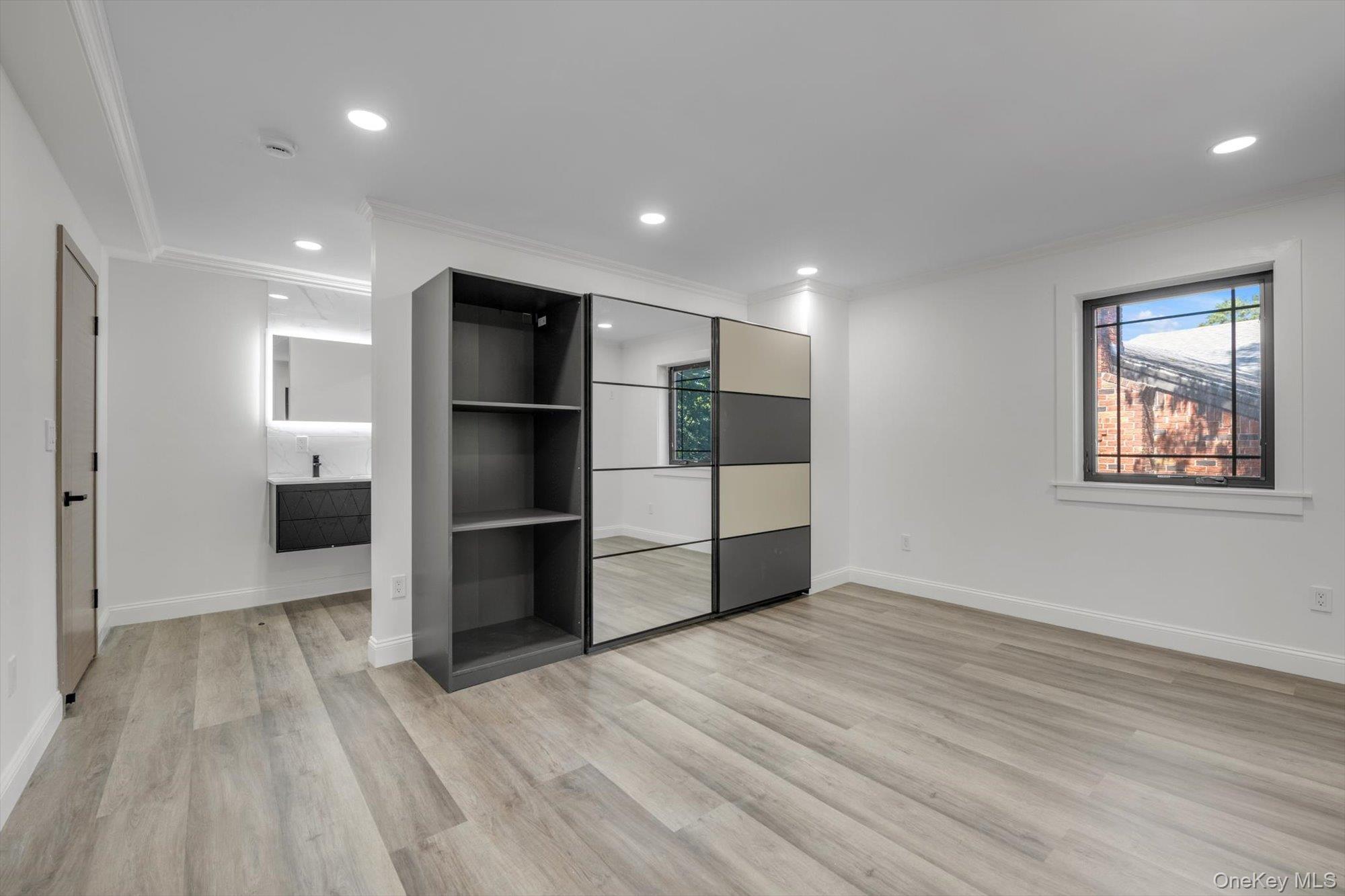 #16 photo, 16515 Cross Island Parkway, クイーンズ区 Whitestone , NY 11357