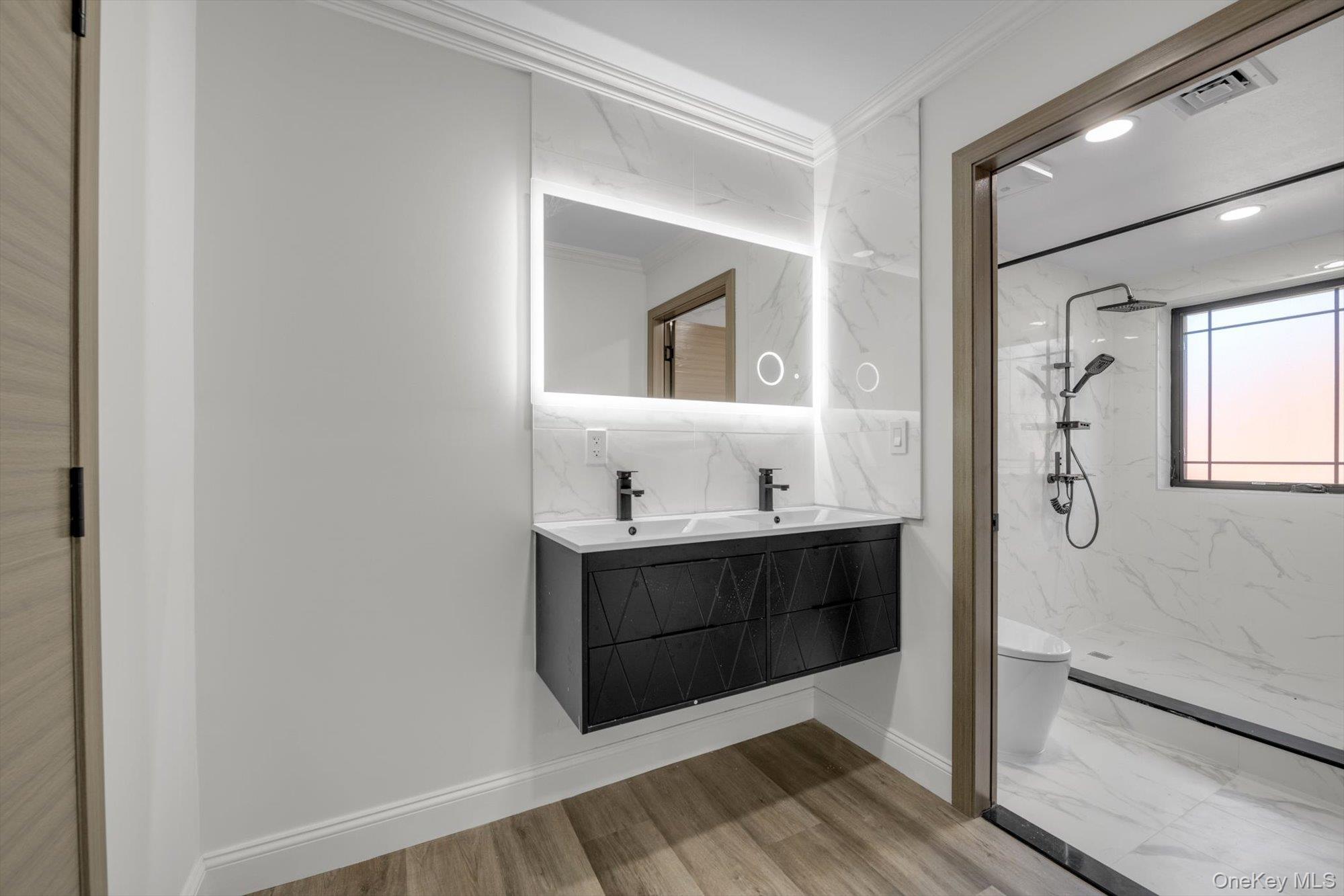 #17 photo, 16515 Cross Island Parkway, クイーンズ区 Whitestone , NY 11357