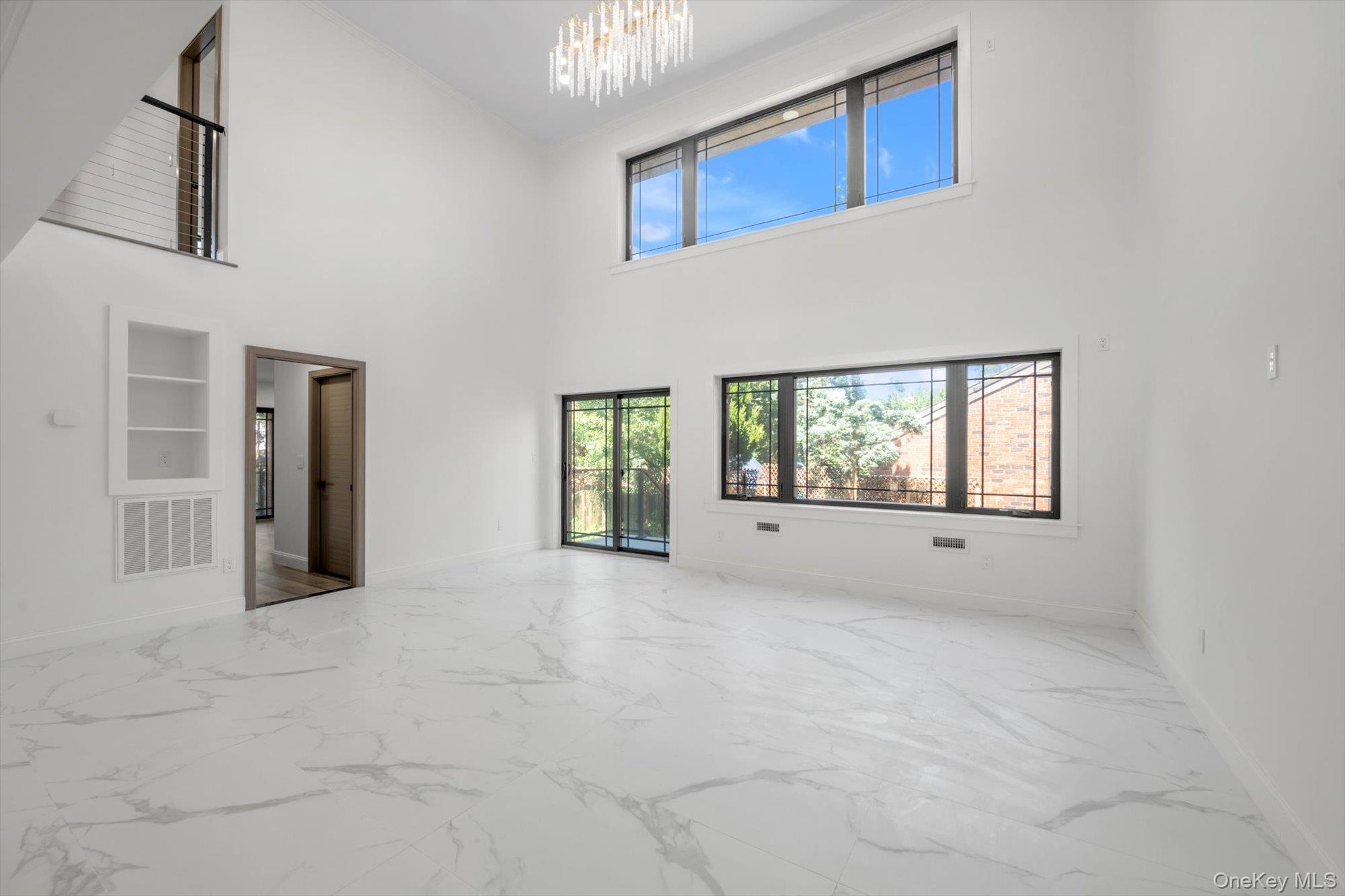 #5 photo, 16515 Cross Island Parkway, クイーンズ区 Whitestone , NY 11357