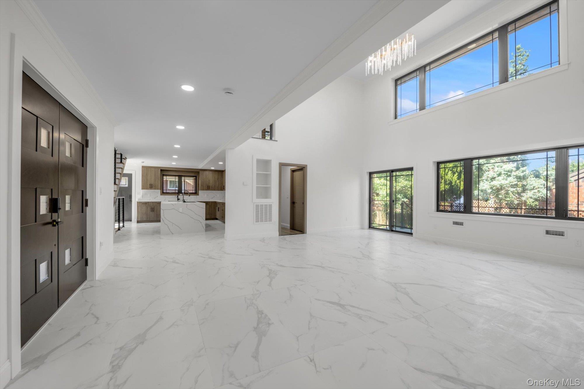 #7 photo, 16515 Cross Island Parkway, クイーンズ区 Whitestone , NY 11357