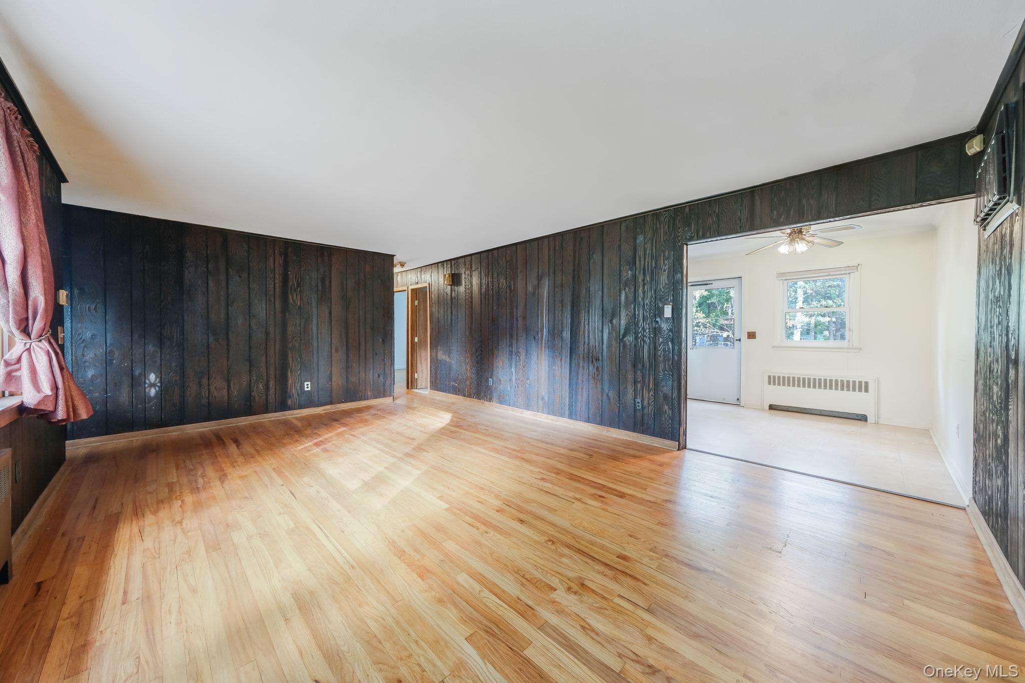 #14 photo, 175 Pleasant Street, Ronkonkoma , NY 11779