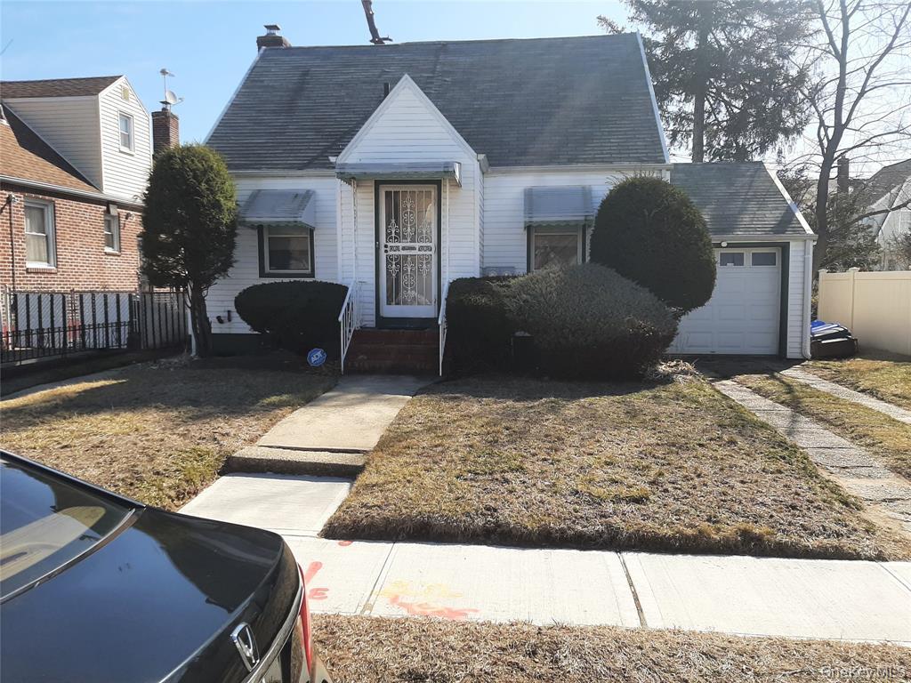 #1 photo, 130-55 218th Street, クイーンズ区 Laurelton , NY 11413