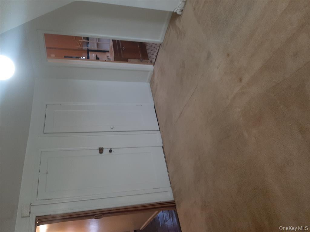 #2 photo, 130-55 218th Street, クイーンズ区 Laurelton , NY 11413