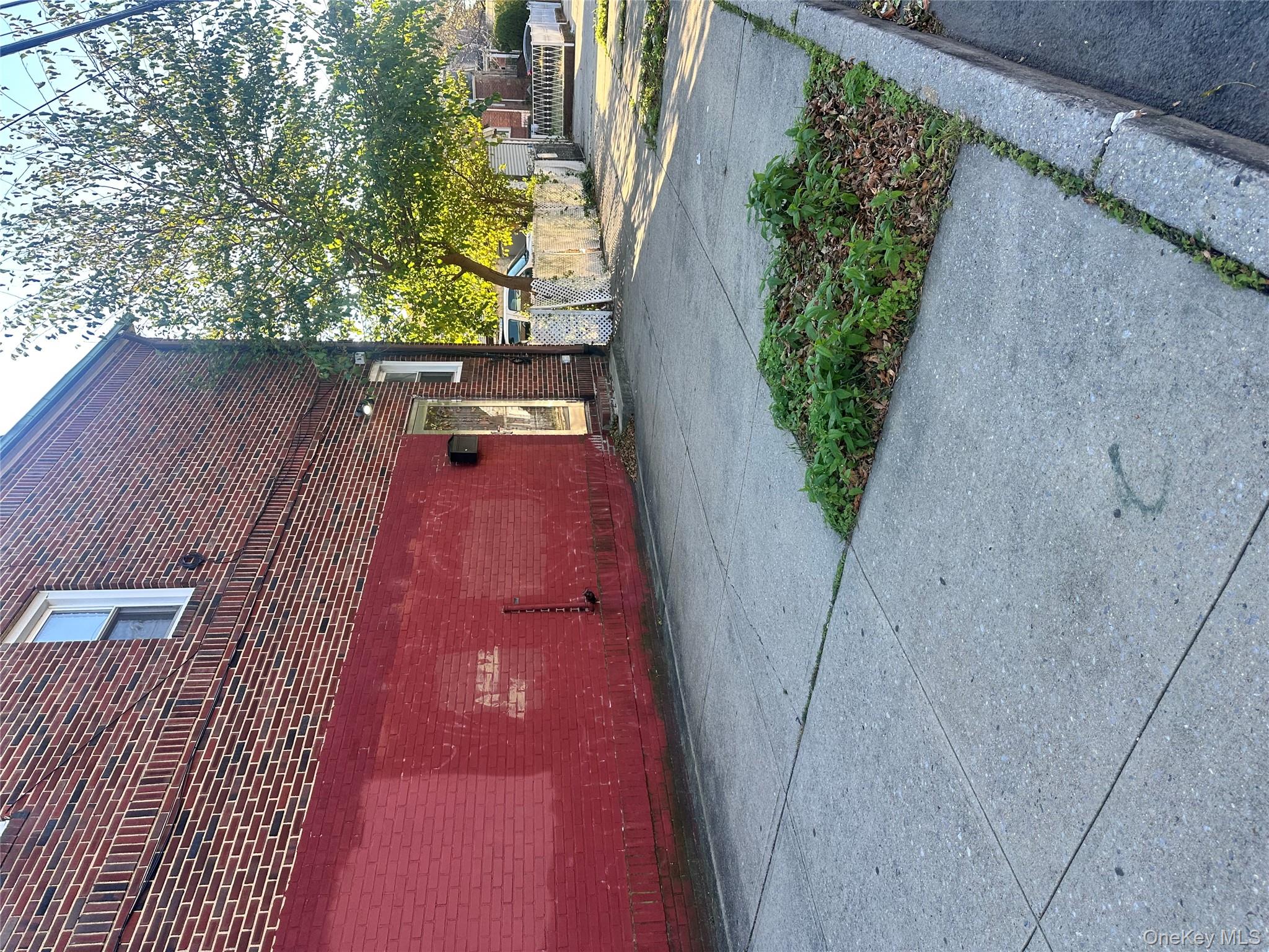 #14 photo, 77-02 164 St, Fresh Meadows , NY 11366