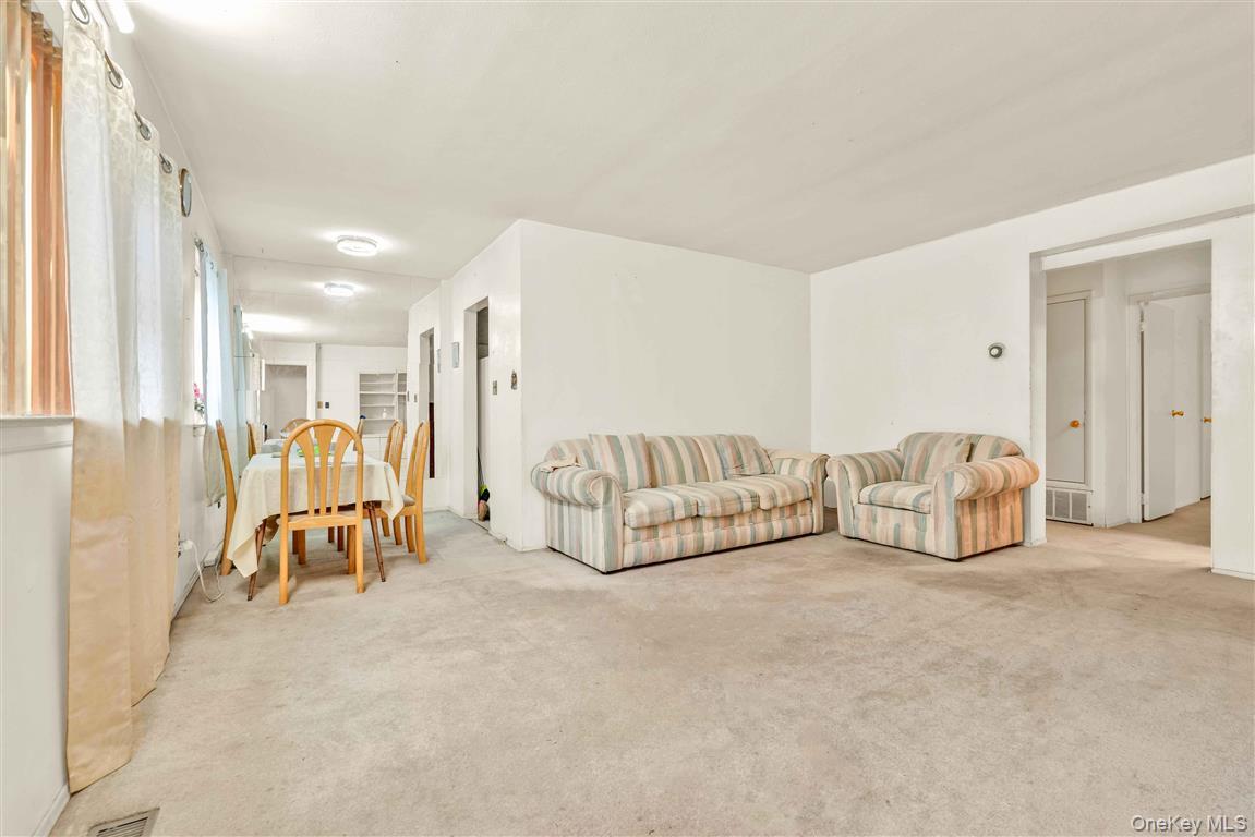 #10 photo, 111-09A 62 Drive, クイーンズ区 Forest Hills , NY 11385