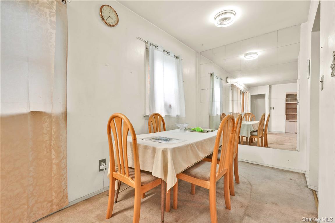 #13 photo, 111-09A 62 Drive, クイーンズ区 Forest Hills , NY 11385