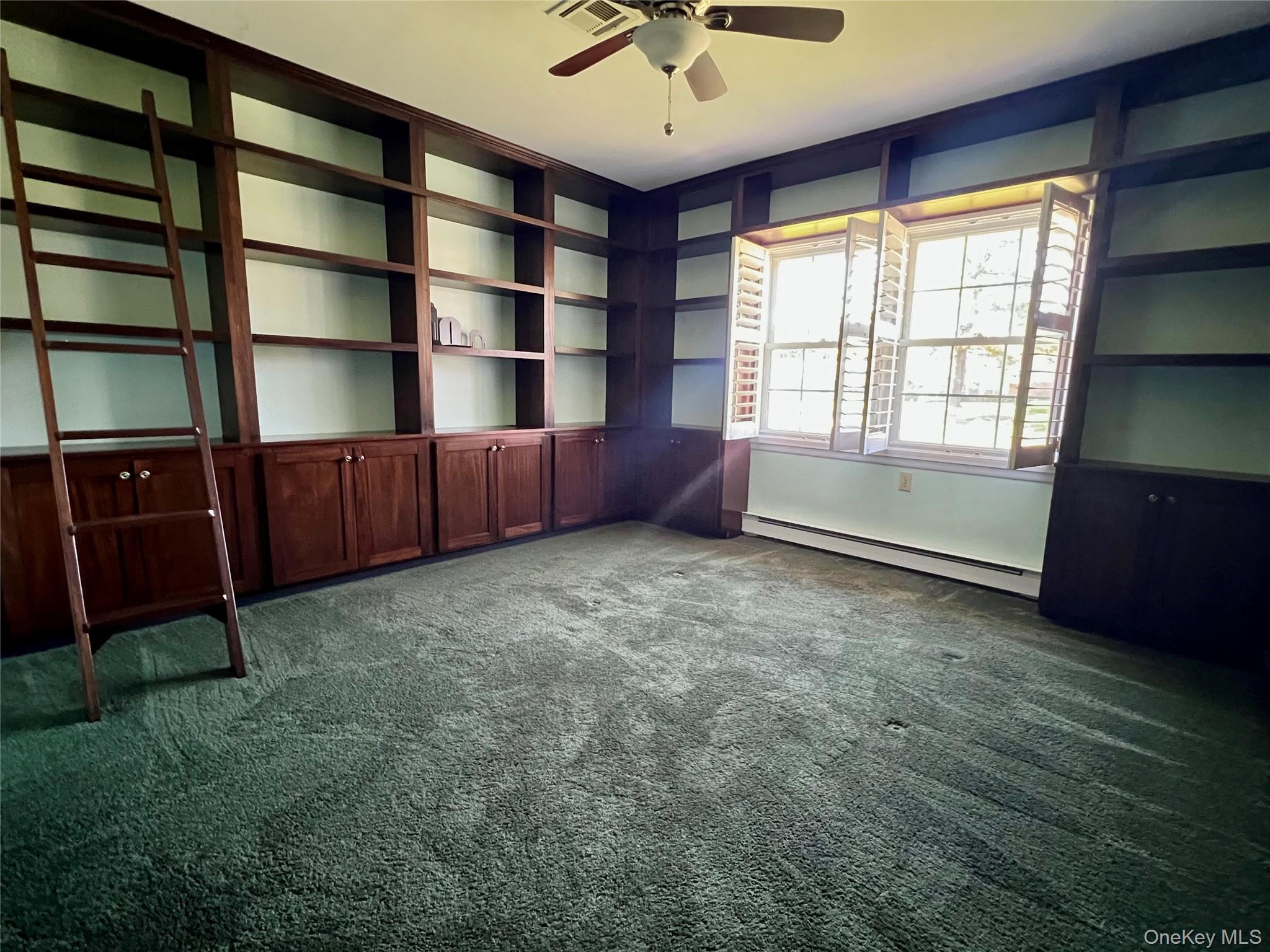 #10 photo, 22B Guilford Court, サフォーク郡 Ridge , NY 11961