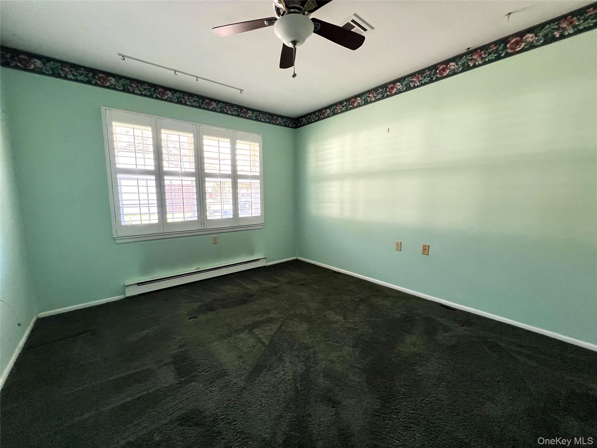 #12 photo, 22B Guilford Court, サフォーク郡 Ridge , NY 11961