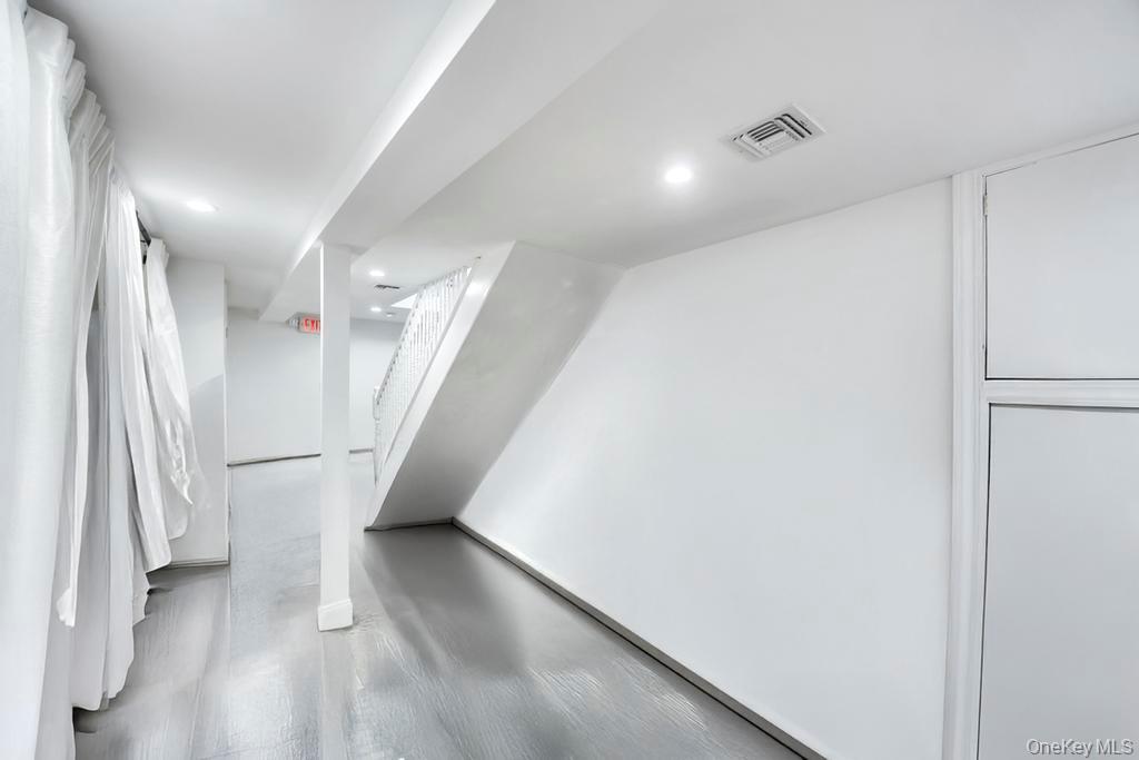 #19 photo, 51 N Broadway, ナッソー郡 Hicksville , NY 11801