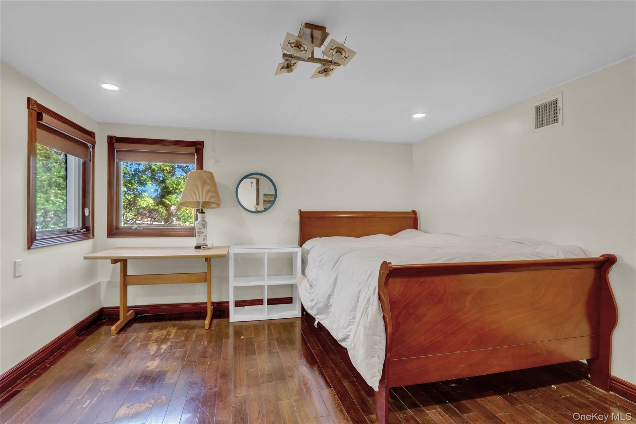 #20 photo, 300 Ellen Place, ナッソー郡 Jericho , NY 11753