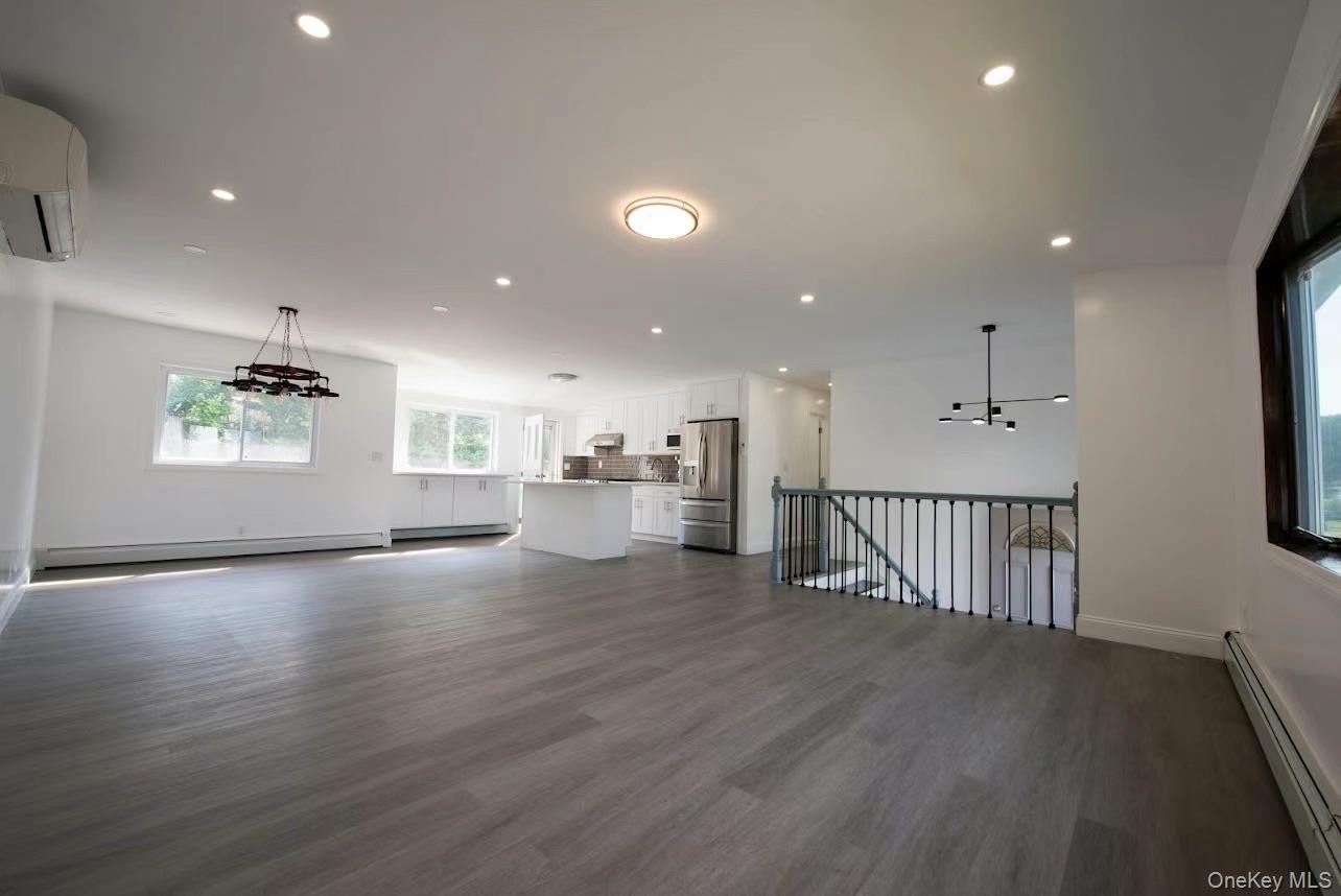 #4 photo, 61 Beaumont Drive, ナッソー郡 Plainview , NY 11803