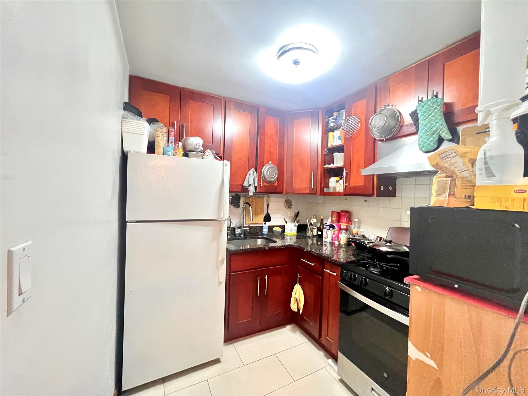 #4 photo, 83-30 Vietor Avenue, クイーンズ区 Elmhurst , NY 11373