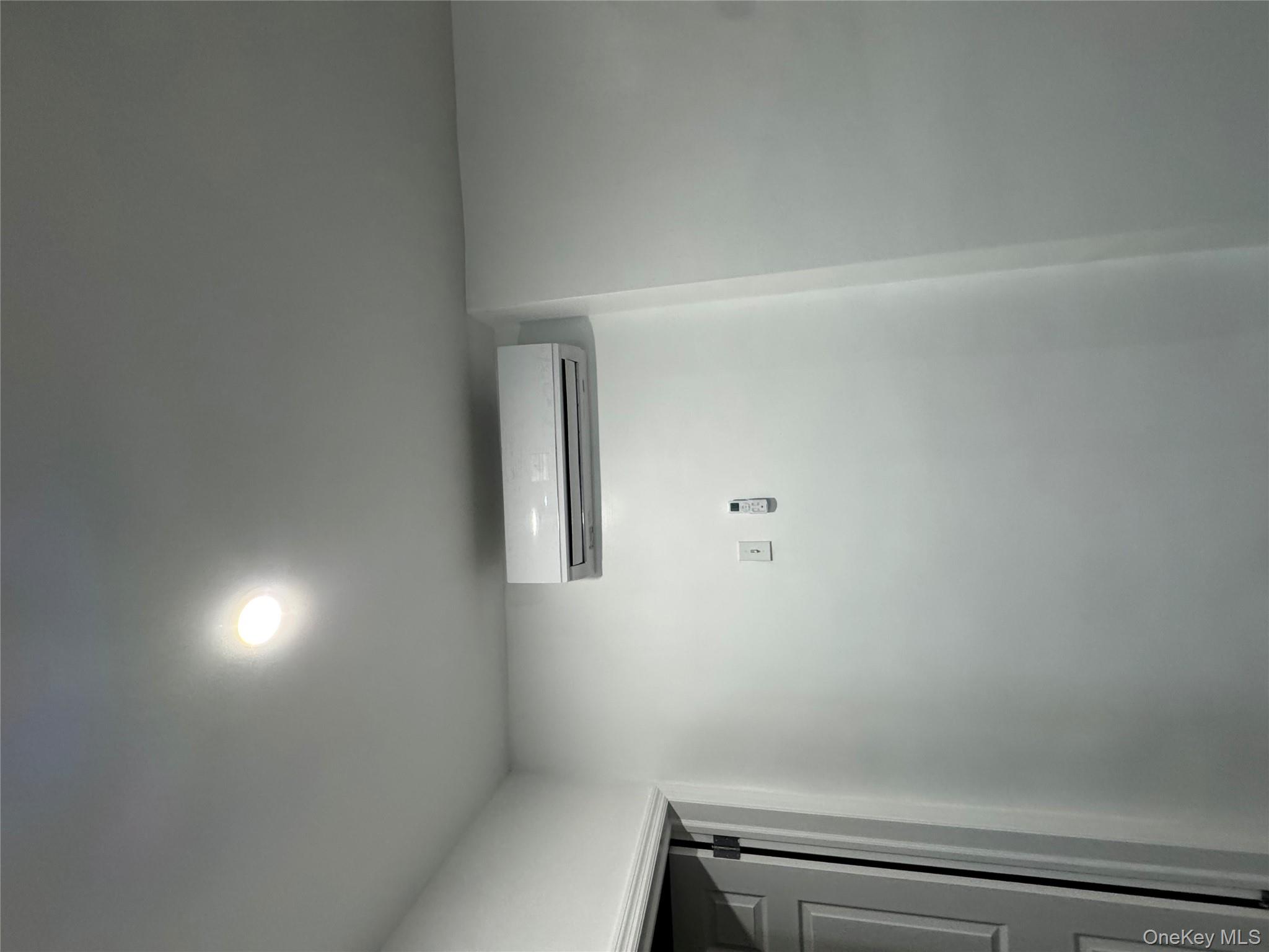 #3 photo, 106 RIVINGTON ST, マンハッタン New York (Manhattan) , NY 10002