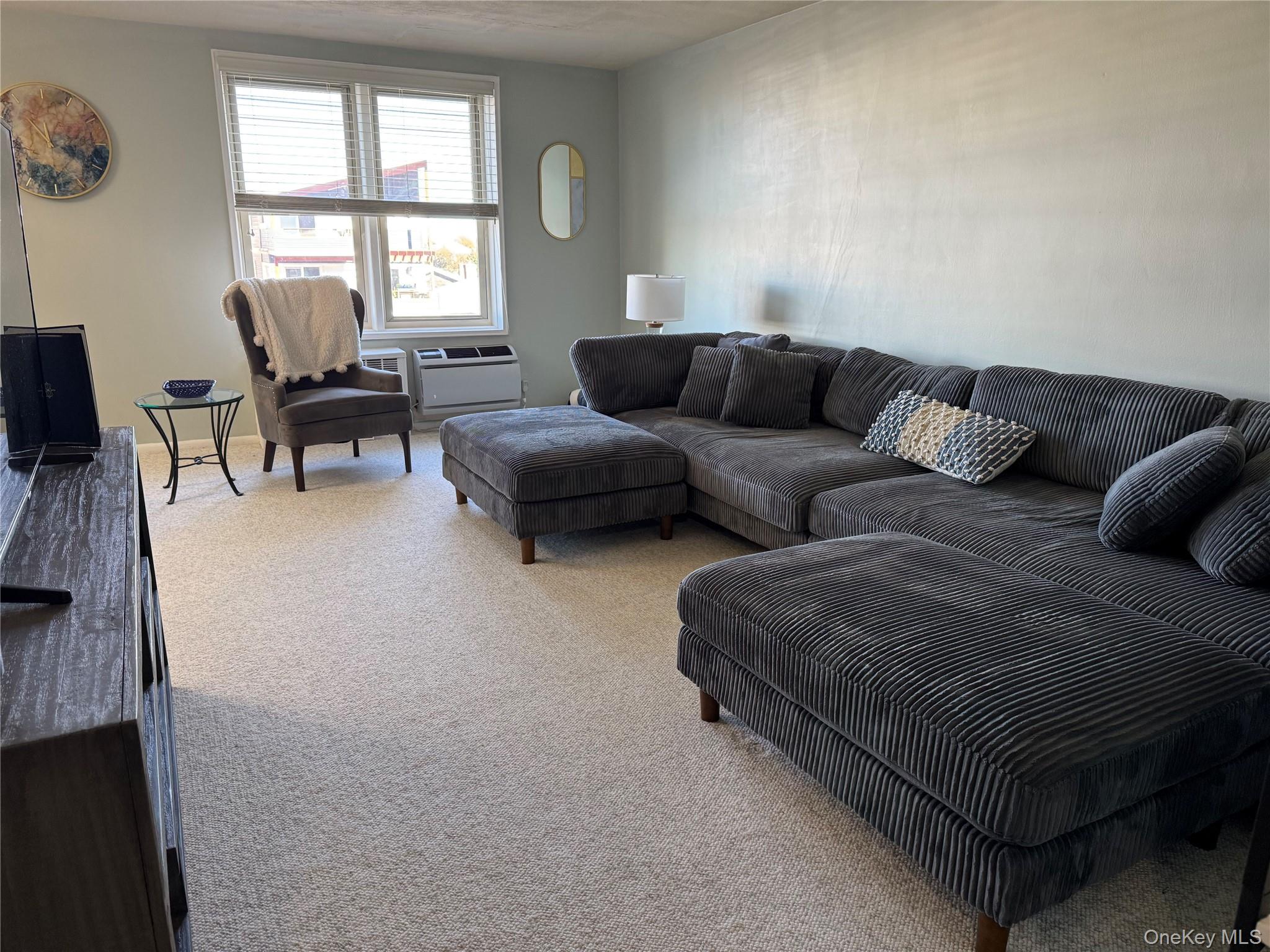 #6 photo, 560 W Broadway, ナッソー郡 Long Beach , NY 11561