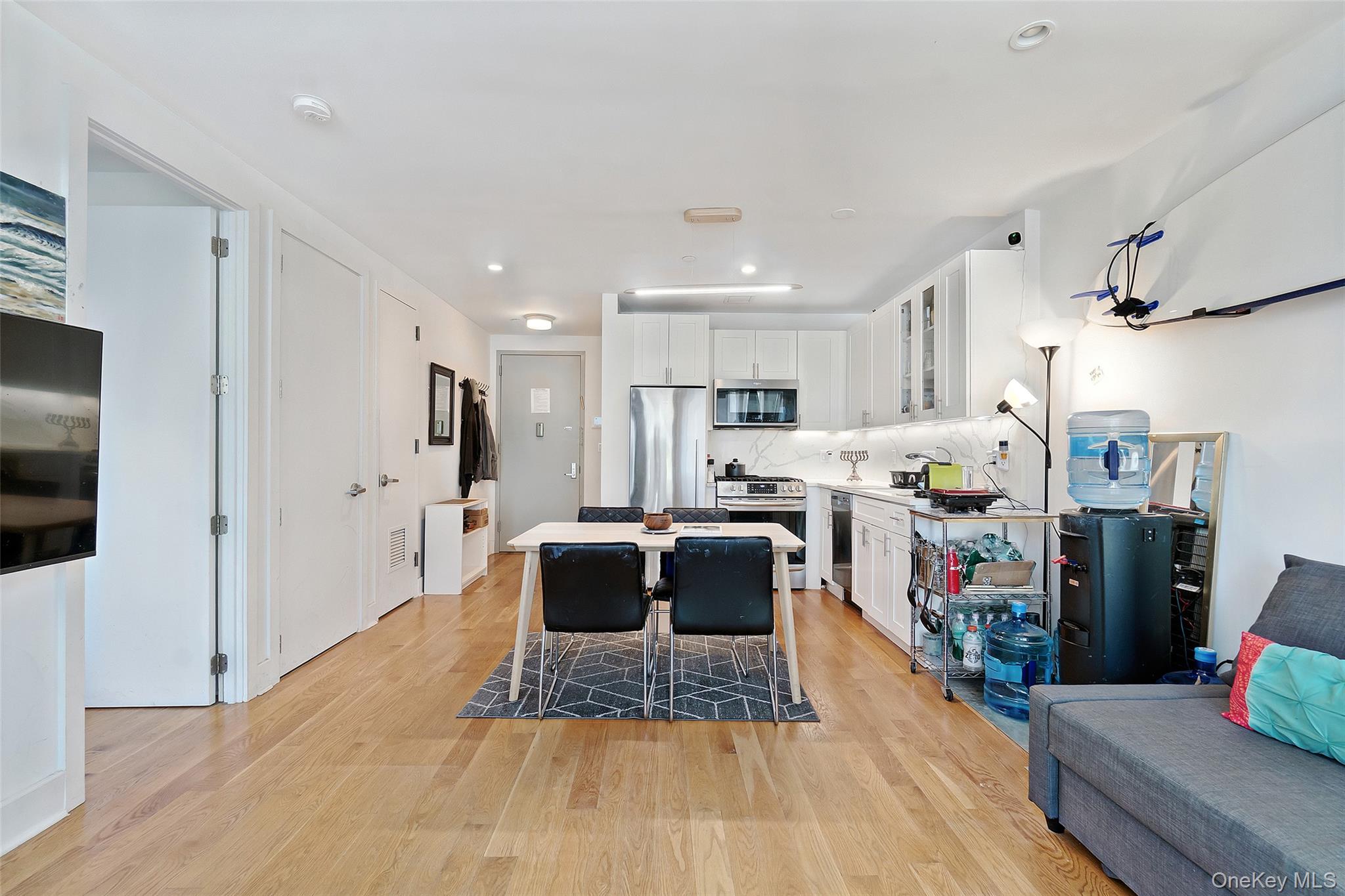 #3 photo, 163 Beach 96th Street, クイーンズ区 Rockaway Beach , NY 11693