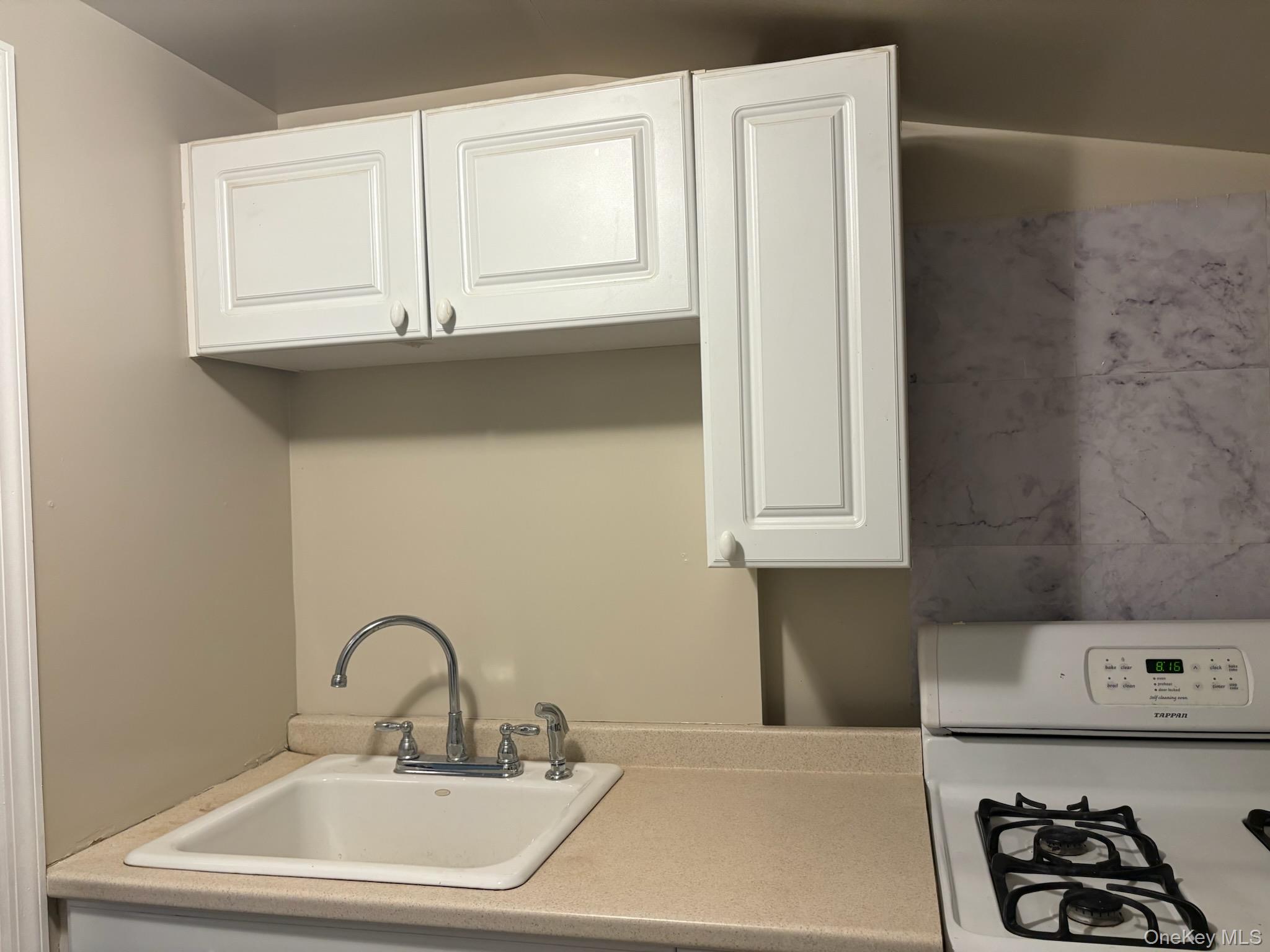 #3 photo, 47 G Street, ナッソー郡 Valley Stream , NY 11580