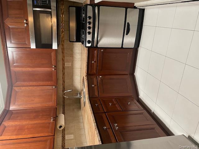 #13 photo, 55 Tulip Avenue, ナッソー郡 Floral Park , NY 11001